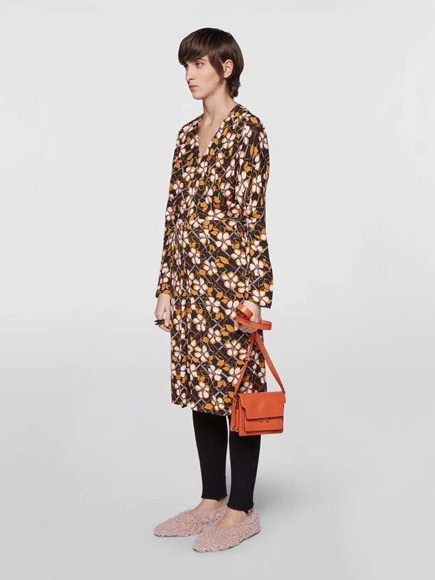 TRUNK SOFT BAG IN ORANGE TUMBLED CALF - 2