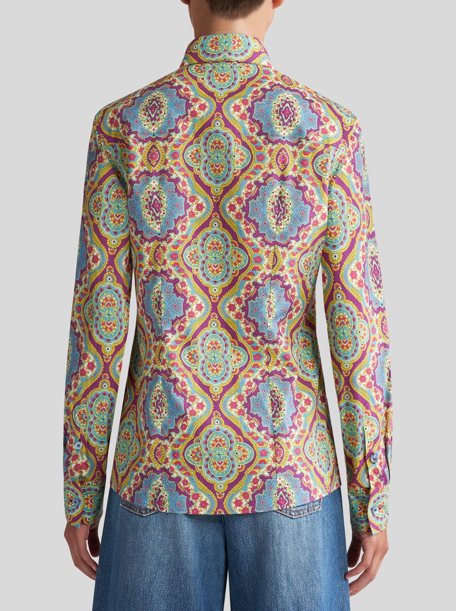SHIRT WITH MEDALLION PRINT - 4