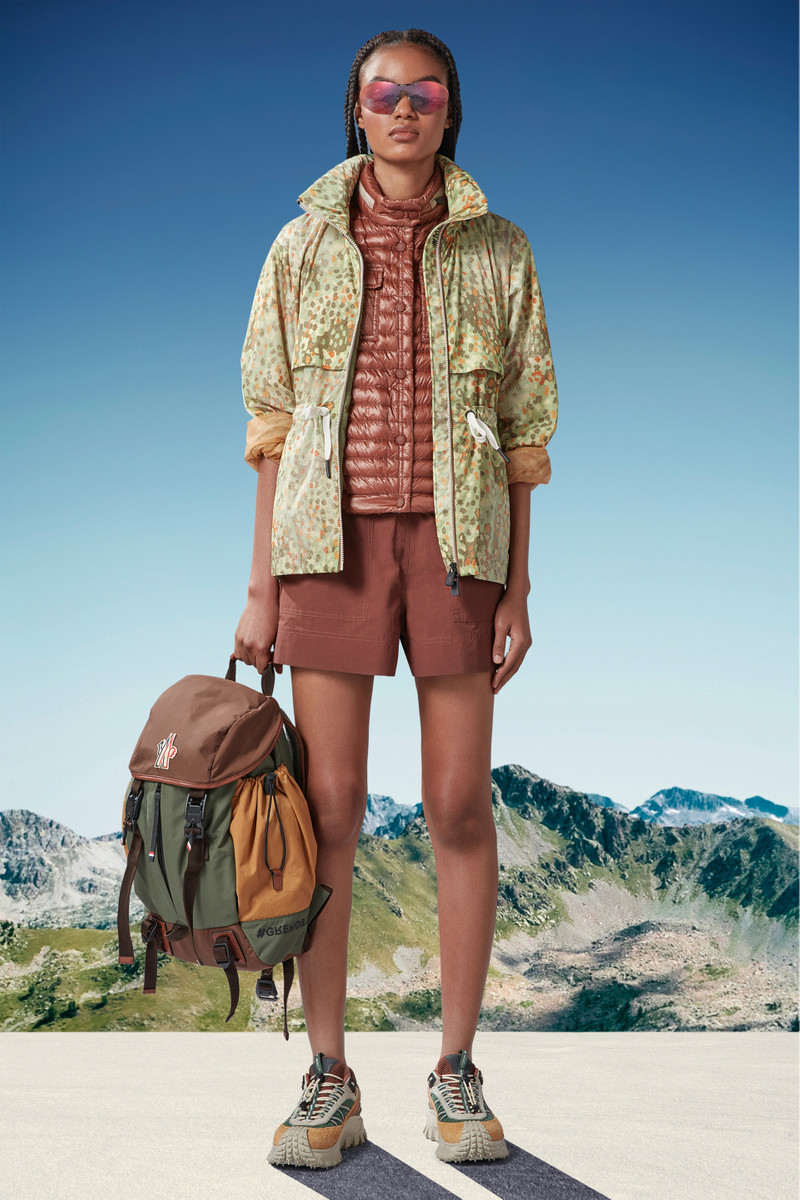Moncler Grenoble Folyeres Parka outlook