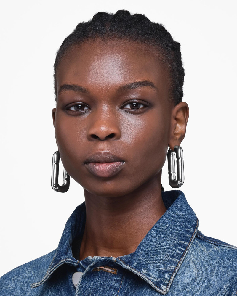 Marc Jacobs THE POP J MARC HOOP outlook