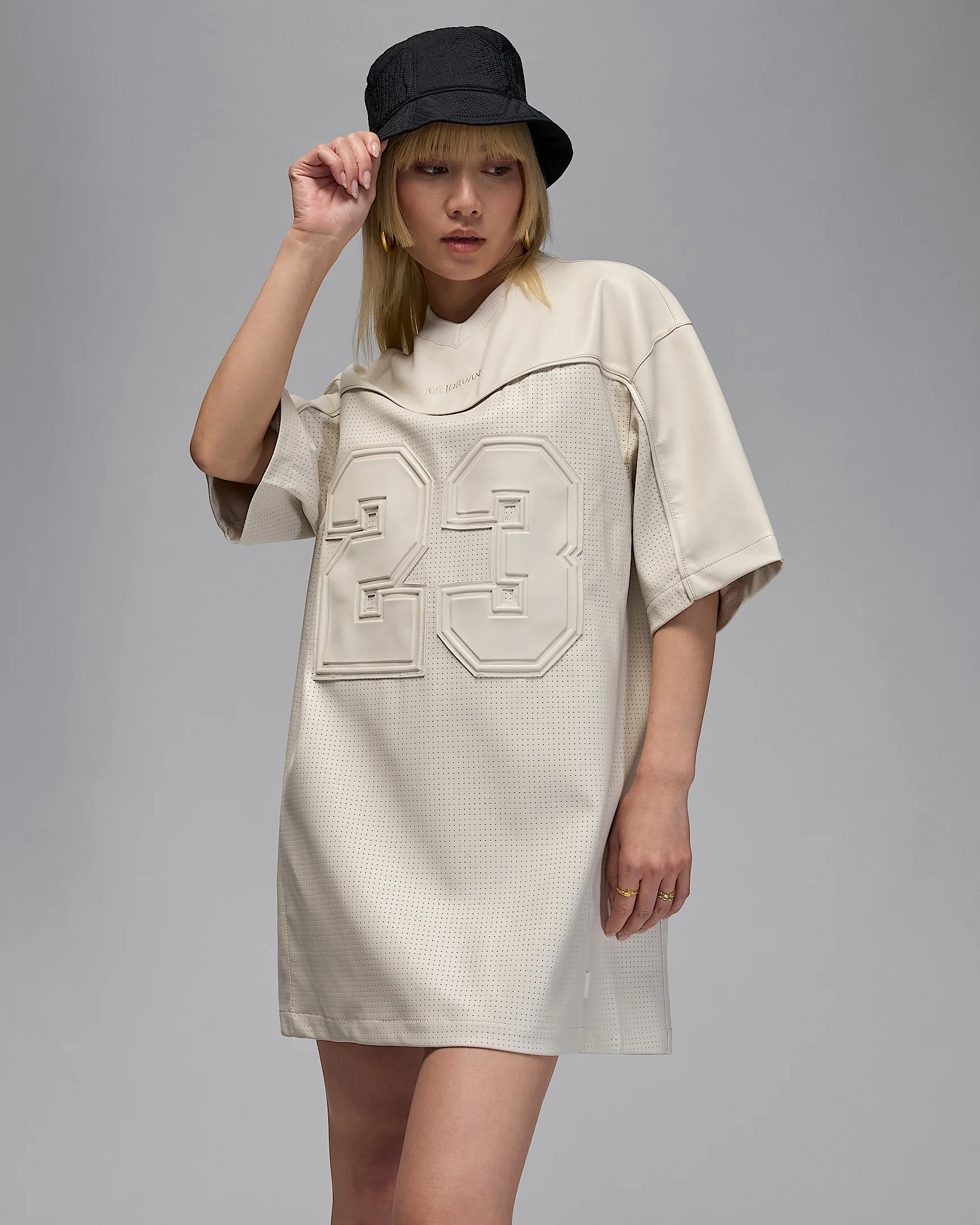 Air Jordan Women's Dress - 1