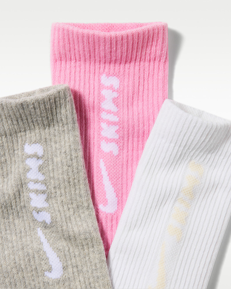 Nike NikeSKIMS Women's Dri-FIT Crew Socks (3 Pairs) outlook