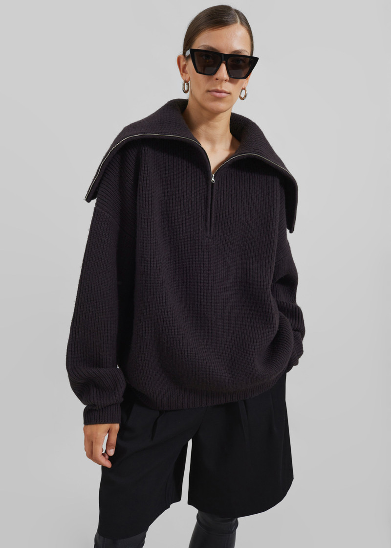 Hazel Oversized Wool Jumper - Dark Plum 7