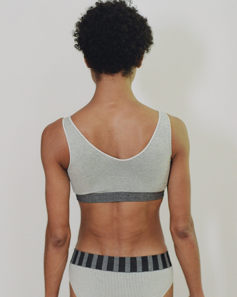 BASERANGE Fine Seamless Scoop Top - Organic Cotton Seamless outlook