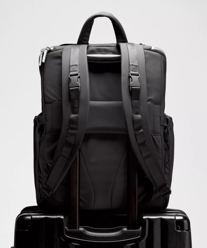 New Parent Backpack 17L 9