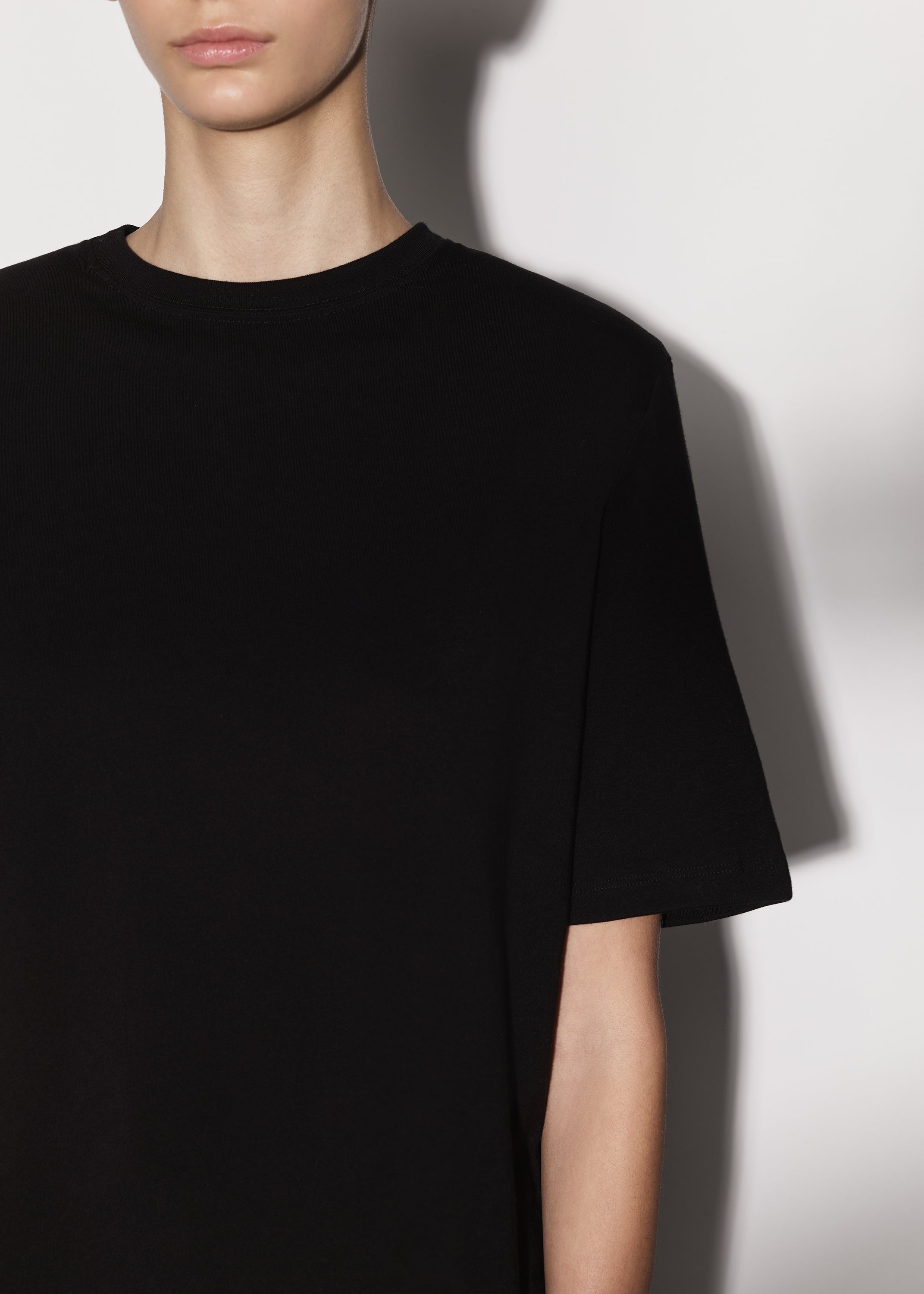 STRONG SHOULDER TEE - 6