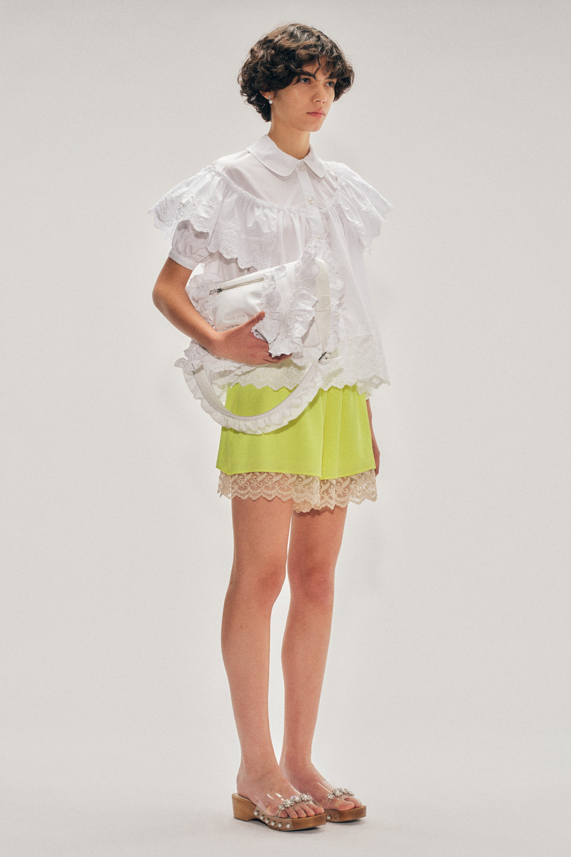 Cropped Puff Sleeve Ruffle Frill Trim Shirt 3