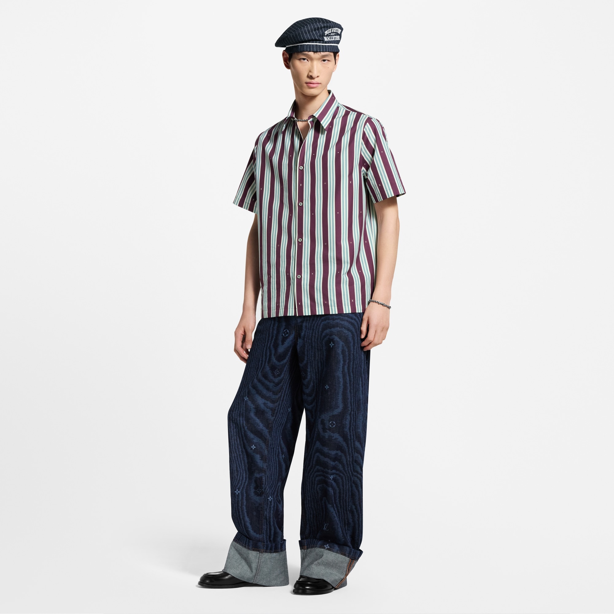 Striped Short-Sleeved Shirt - 4