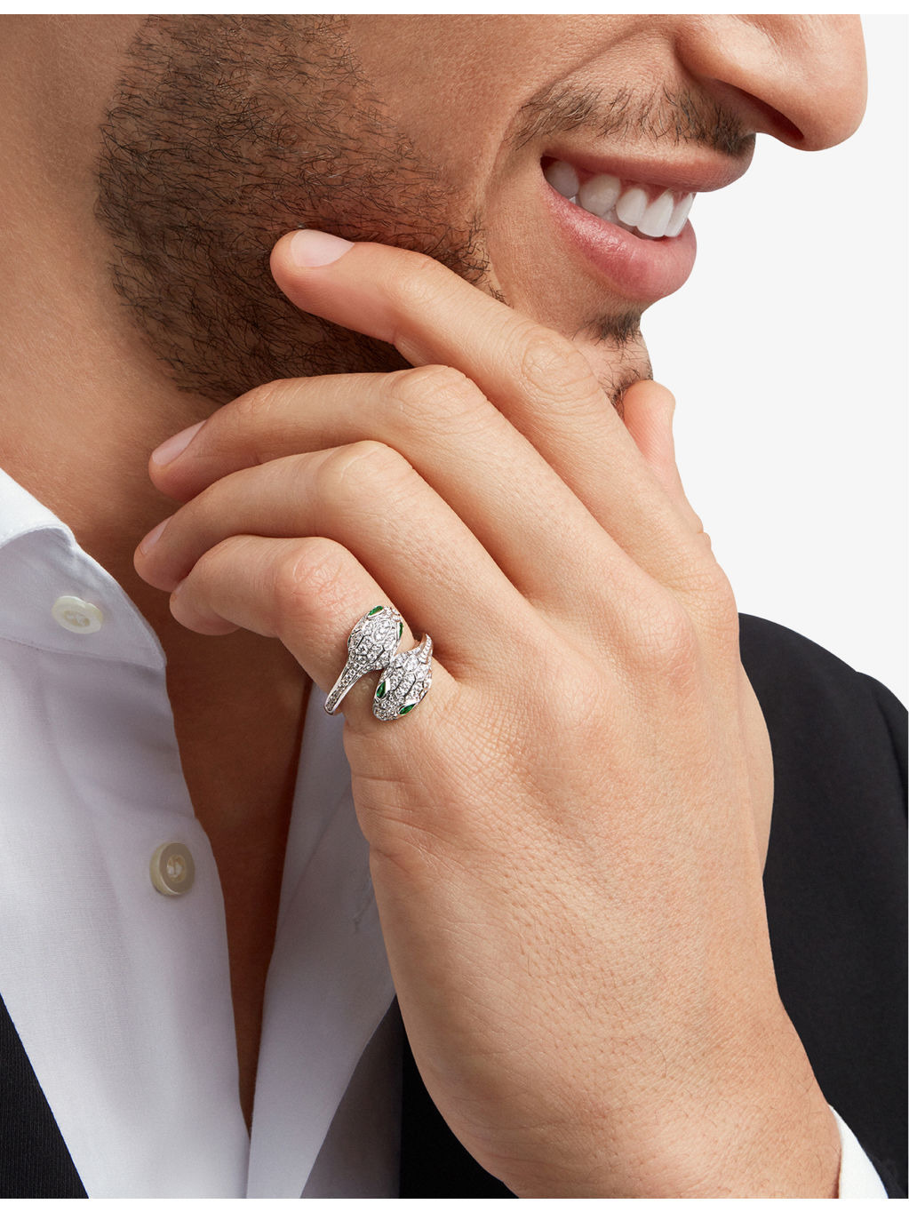 Serpenti Seduttori 18ct white-gold, 0.56ct brilliant-cut diamond and 0.2ct emerald ring - 4