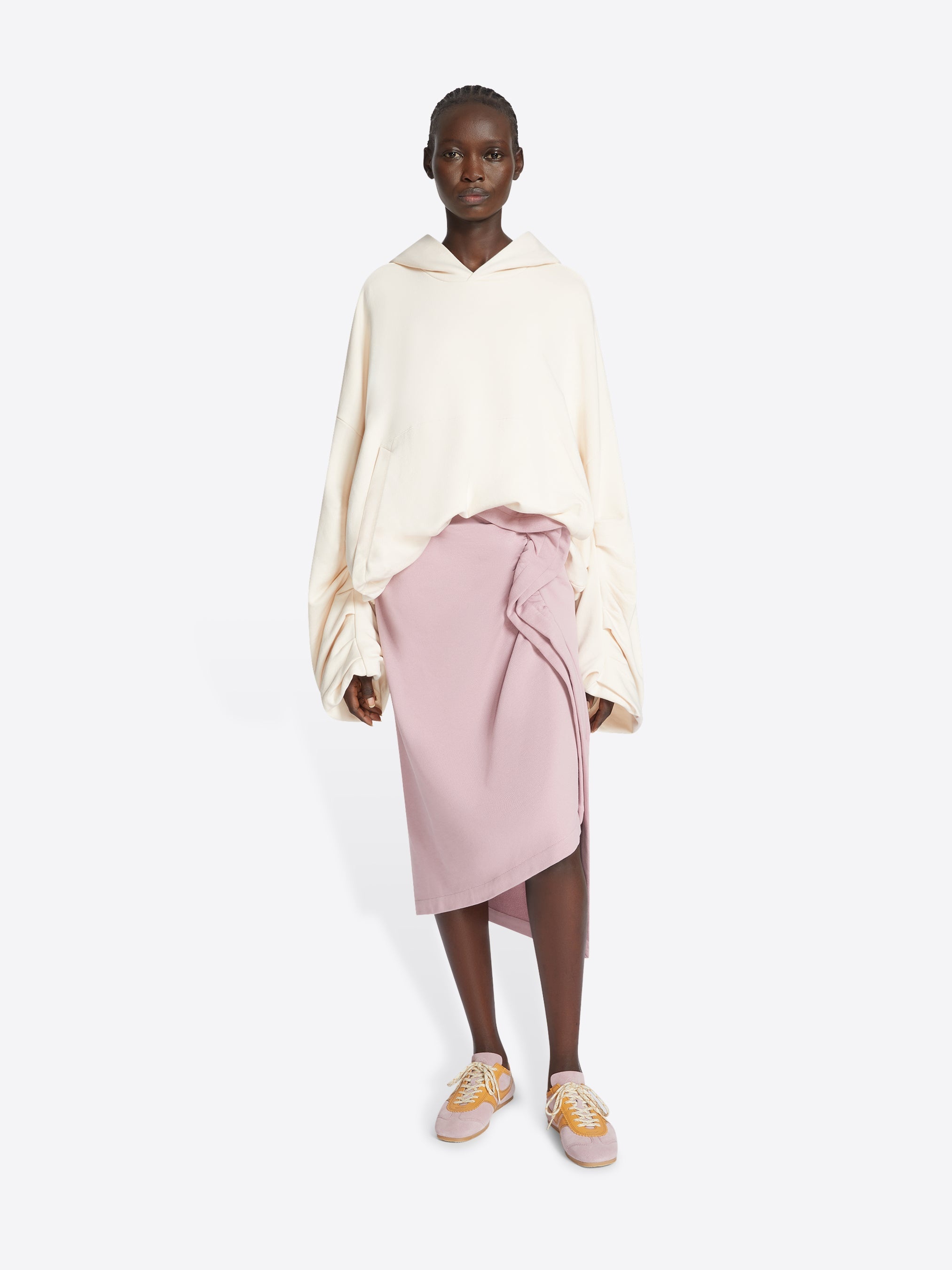 【関税込み】Dries Van Noten ピンク＆タン スエード スニーカー Dries Van Noten: ピンク＆タン スエード スニーカー | SSENSE 日本