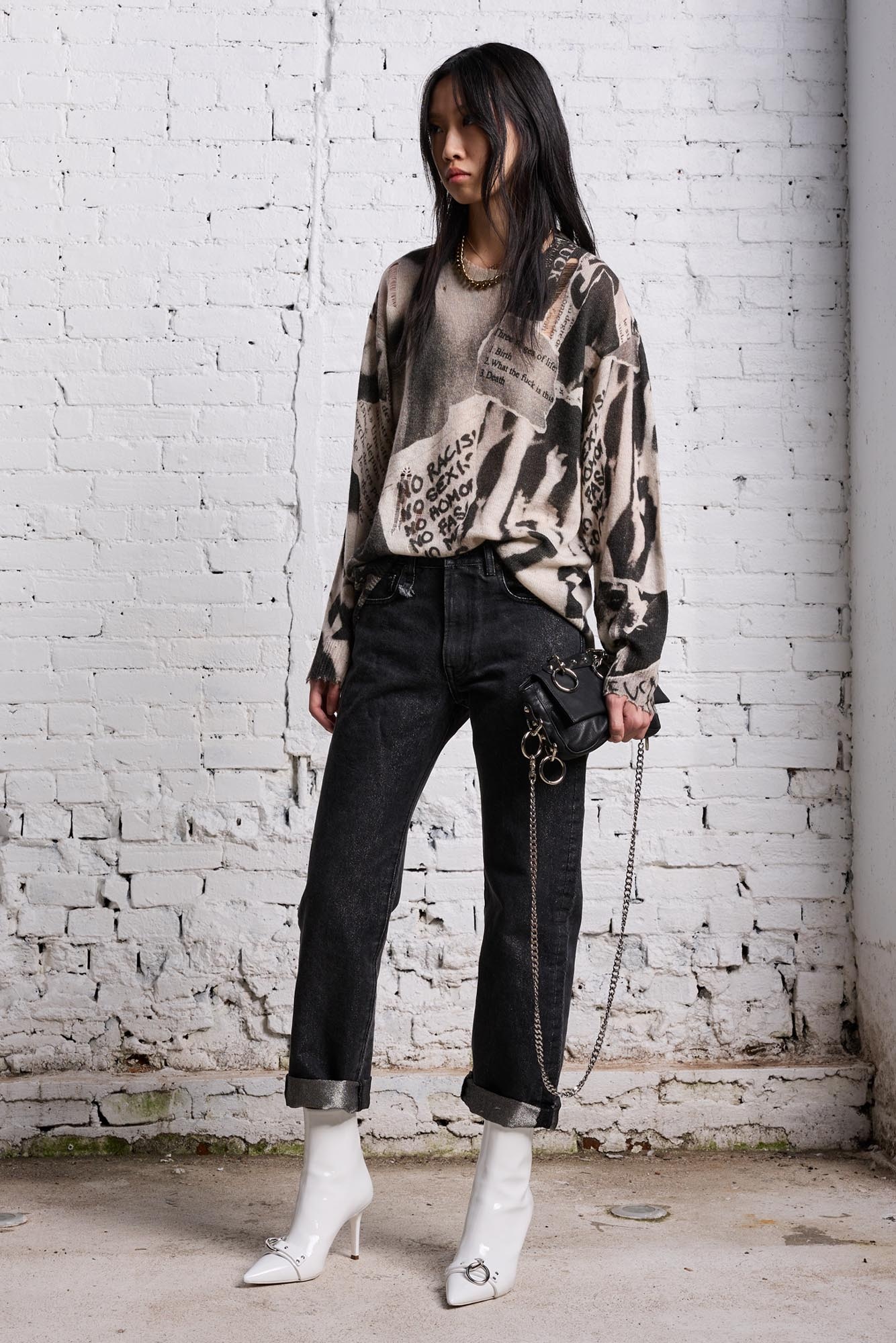 PRINTED BOYFRIEND SWEATER - NEWSPAPER - 3