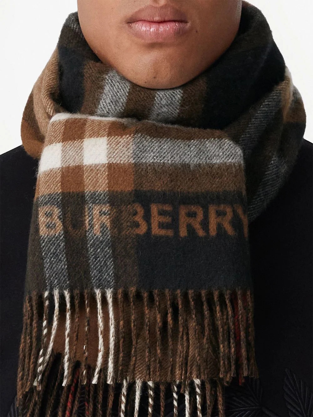 contrast-check cashmere scarf - 6