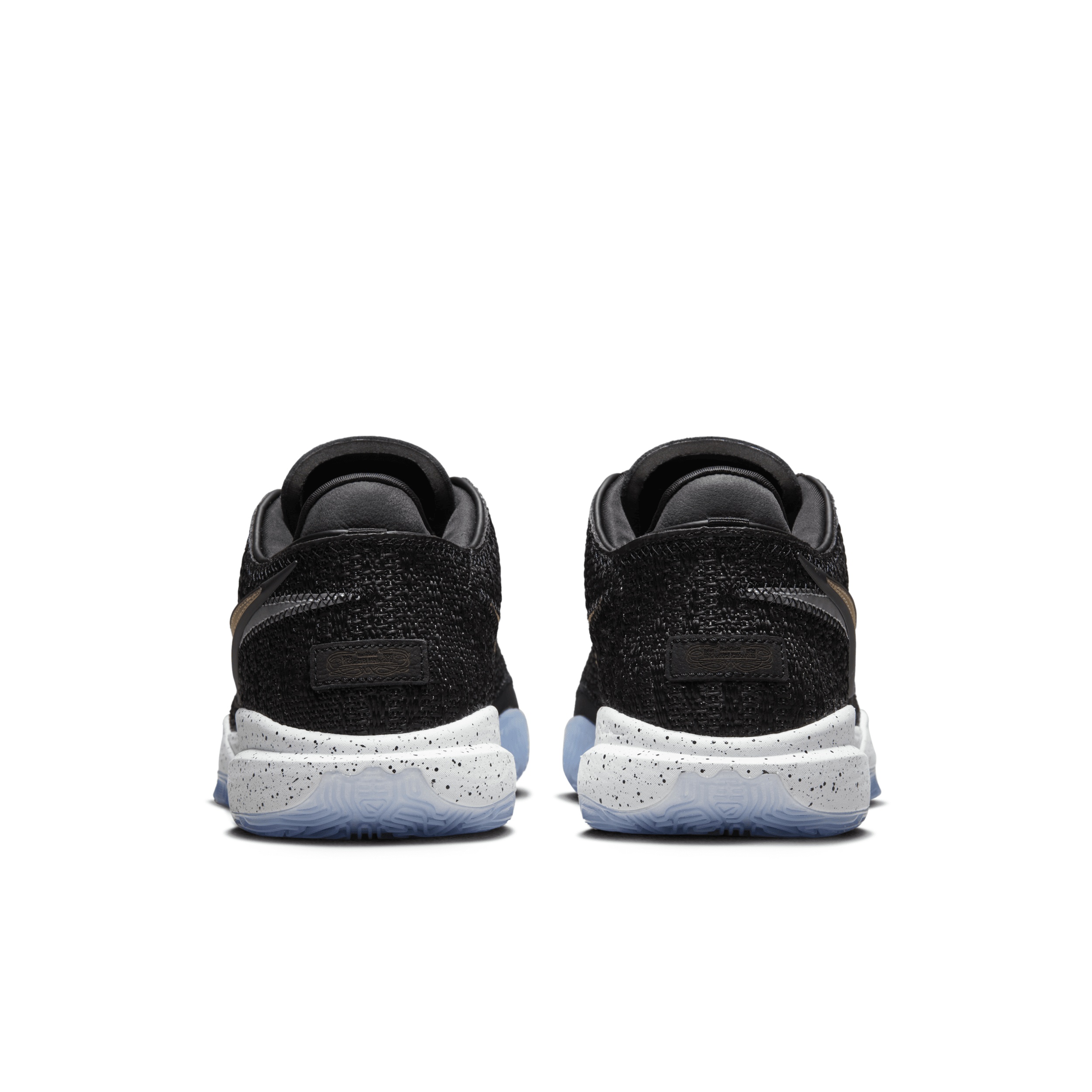 Nike Men's LeBron 20 Basketball Shoes - 6