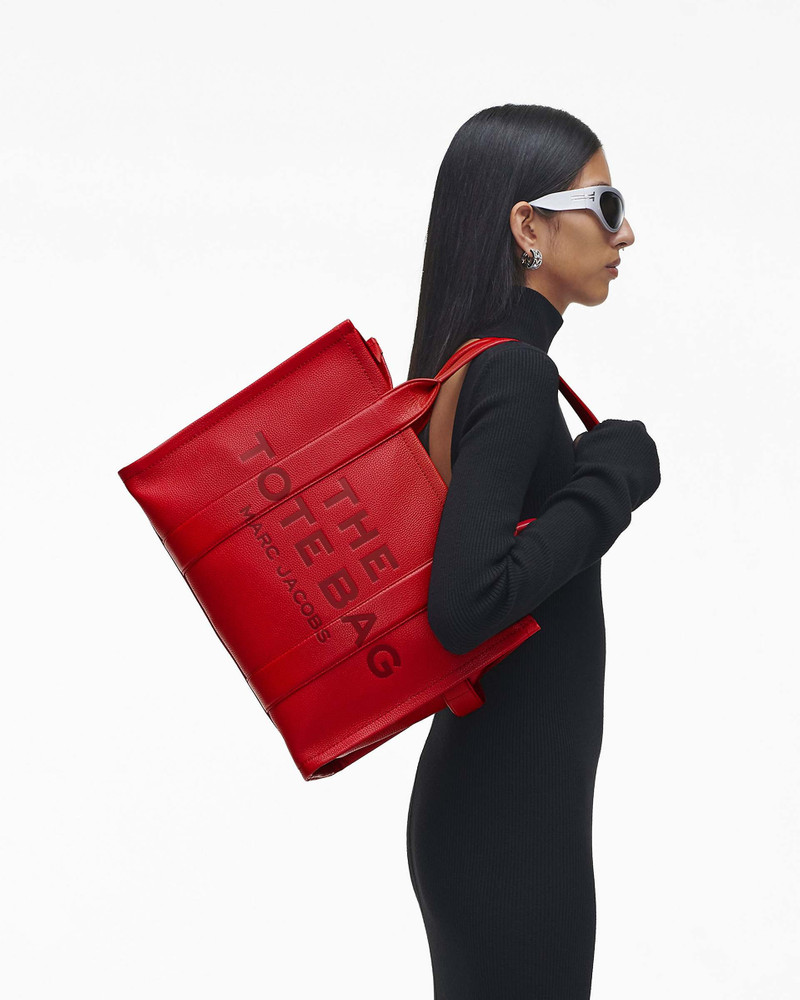 Marc Jacobs THE LEATHER LARGE TOTE BAG outlook