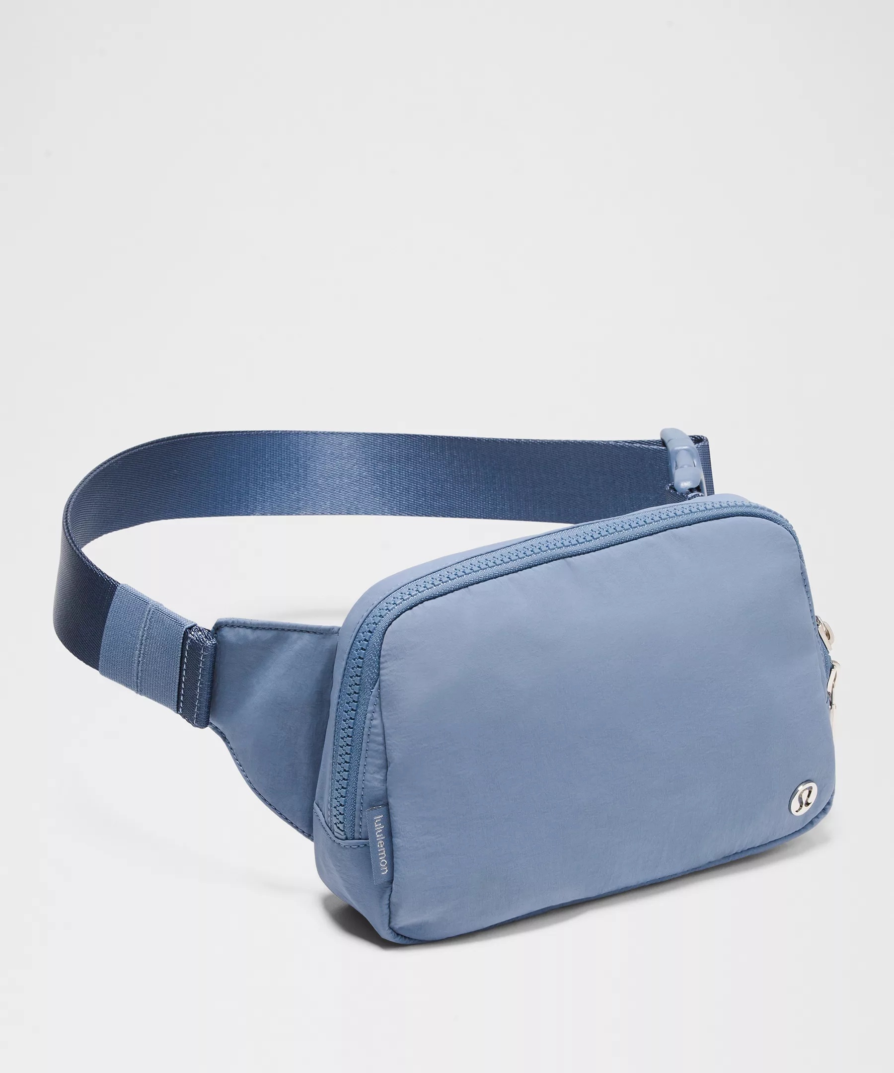 Everywhere Belt Bag Large with Long Strap 2L - 4