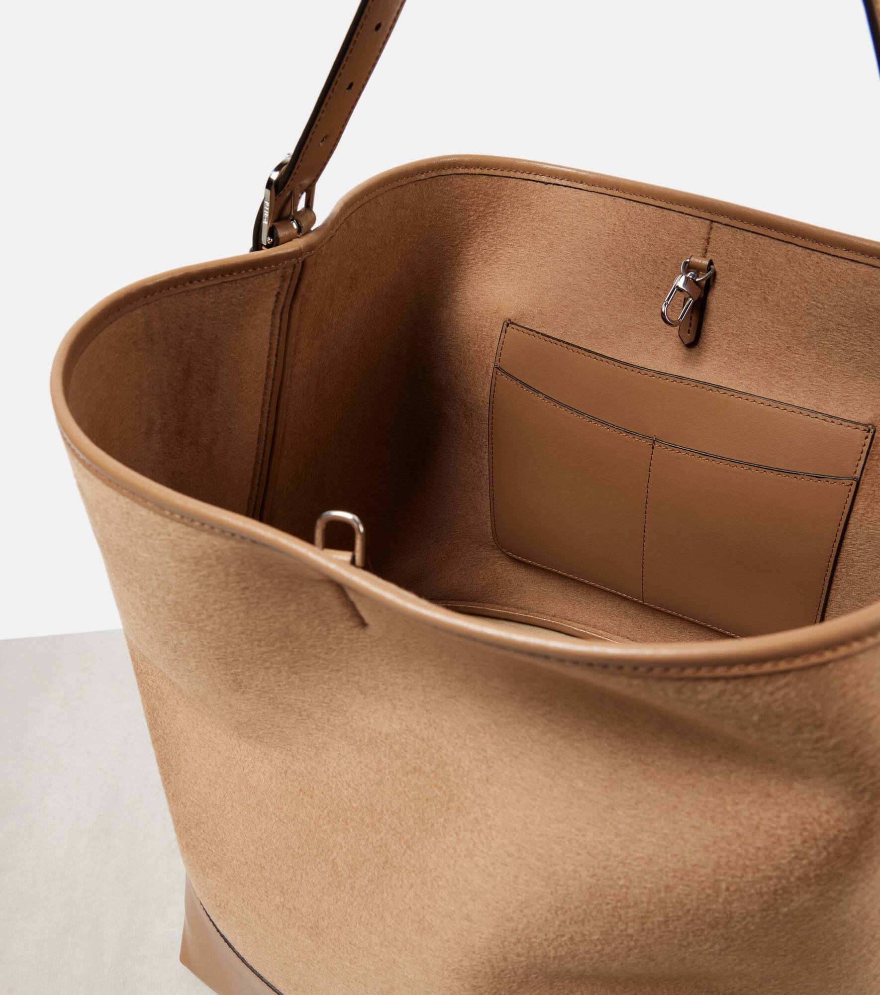 Belted leather-trimmed wool tote bag - 3