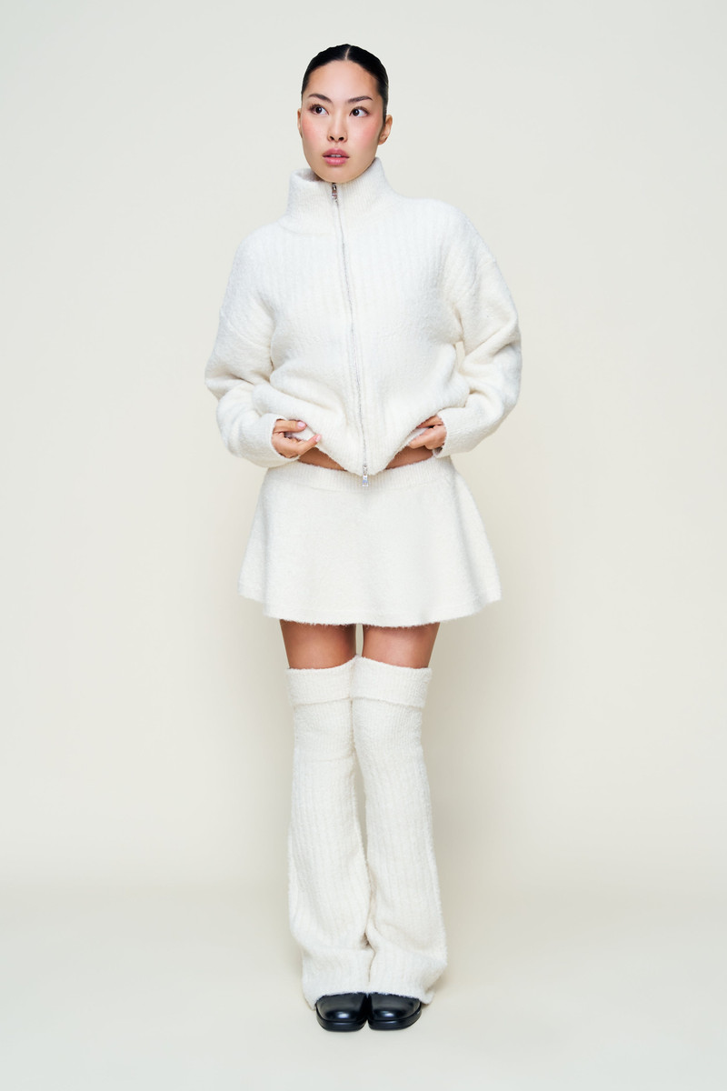 GUIZIO MILA ZIP UP outlook