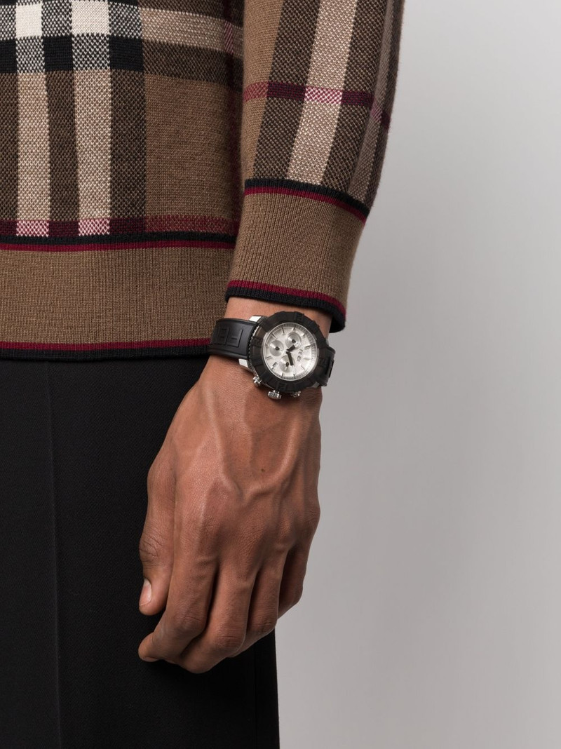 FENDI Fendastic 45mm chronograph watch outlook