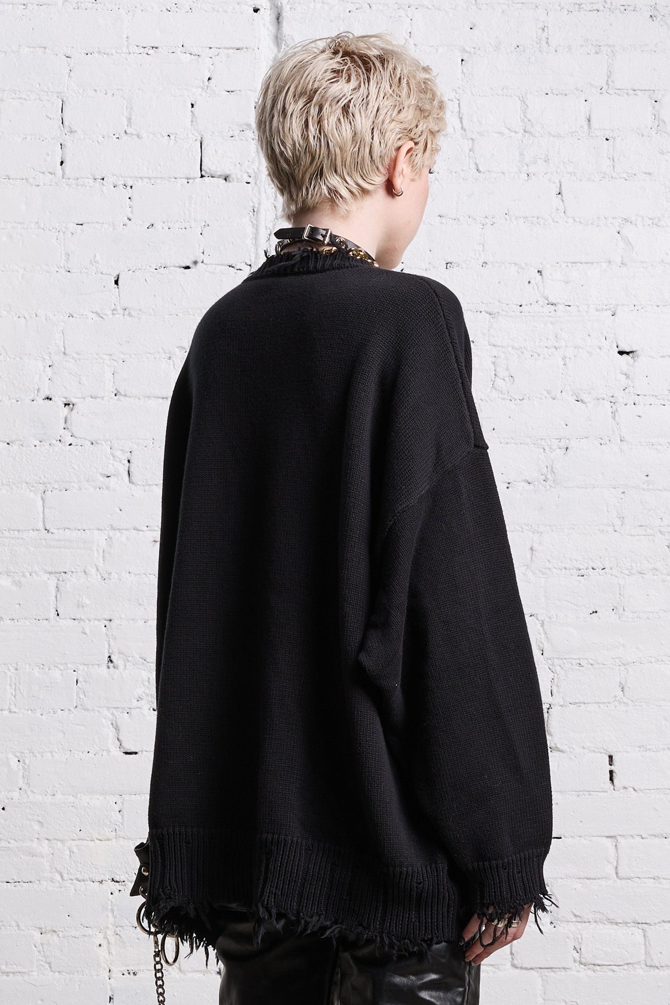 ANGRY CHIHUAHUA OVERSIZED SWEATER - BLACK - 7