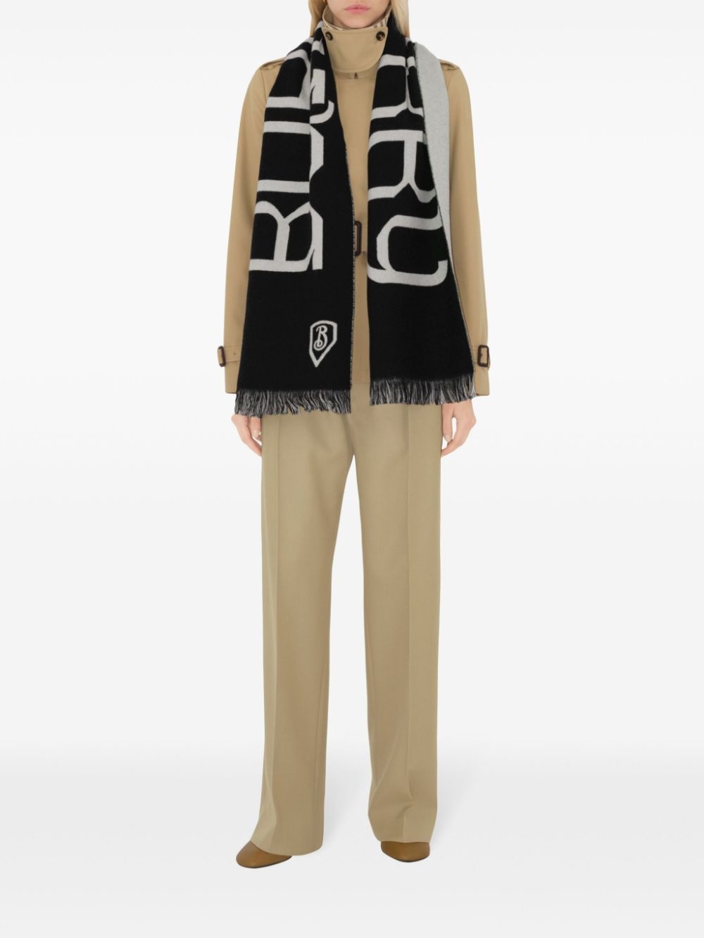 intarsia-logo wool scarf - 2