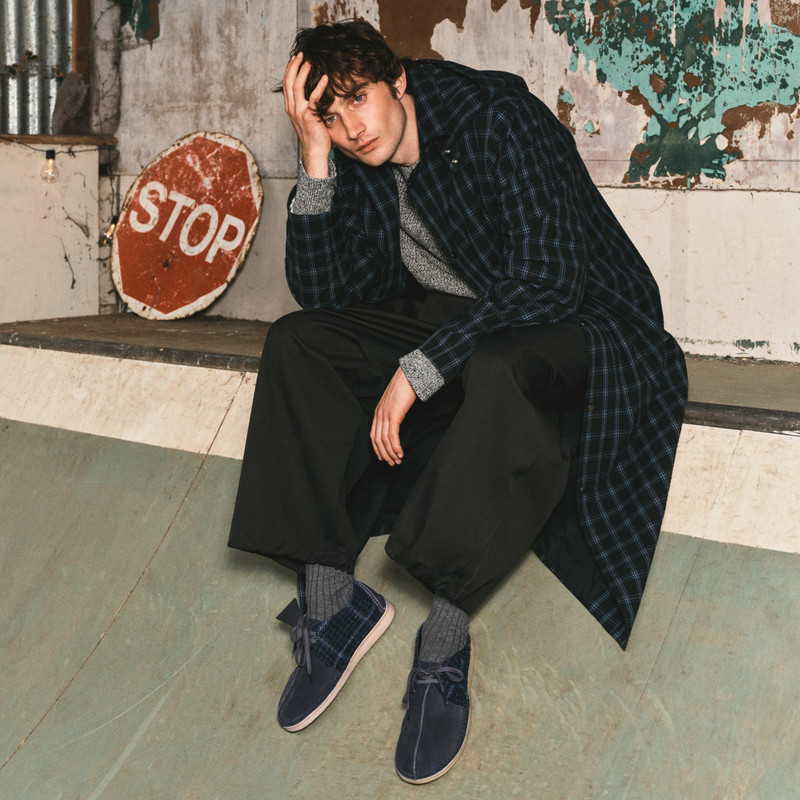 Desert Trek Navy Tweed Combination 10