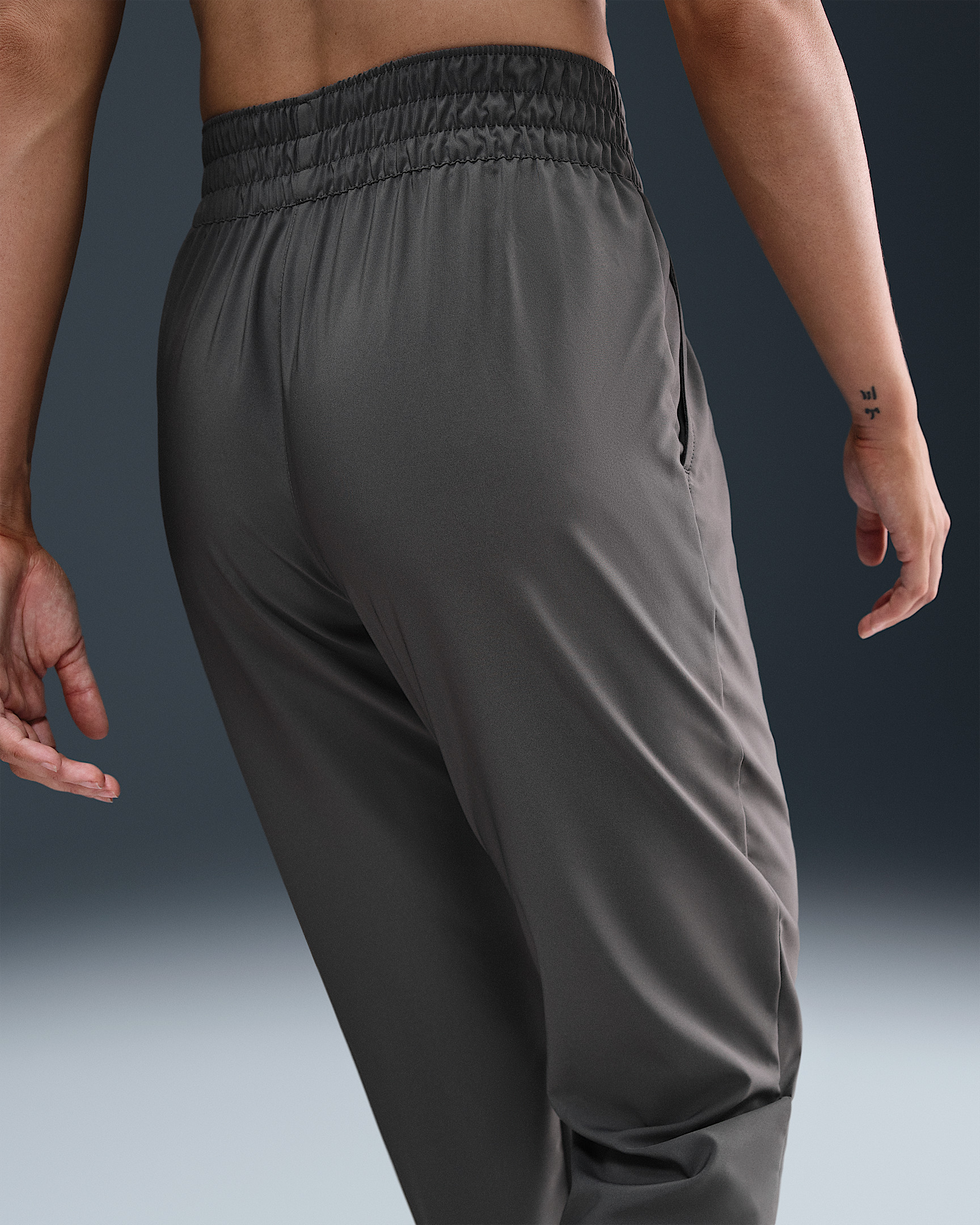 Nike One Women's Dri-FIT High-Waisted 7/8 Joggers - 3