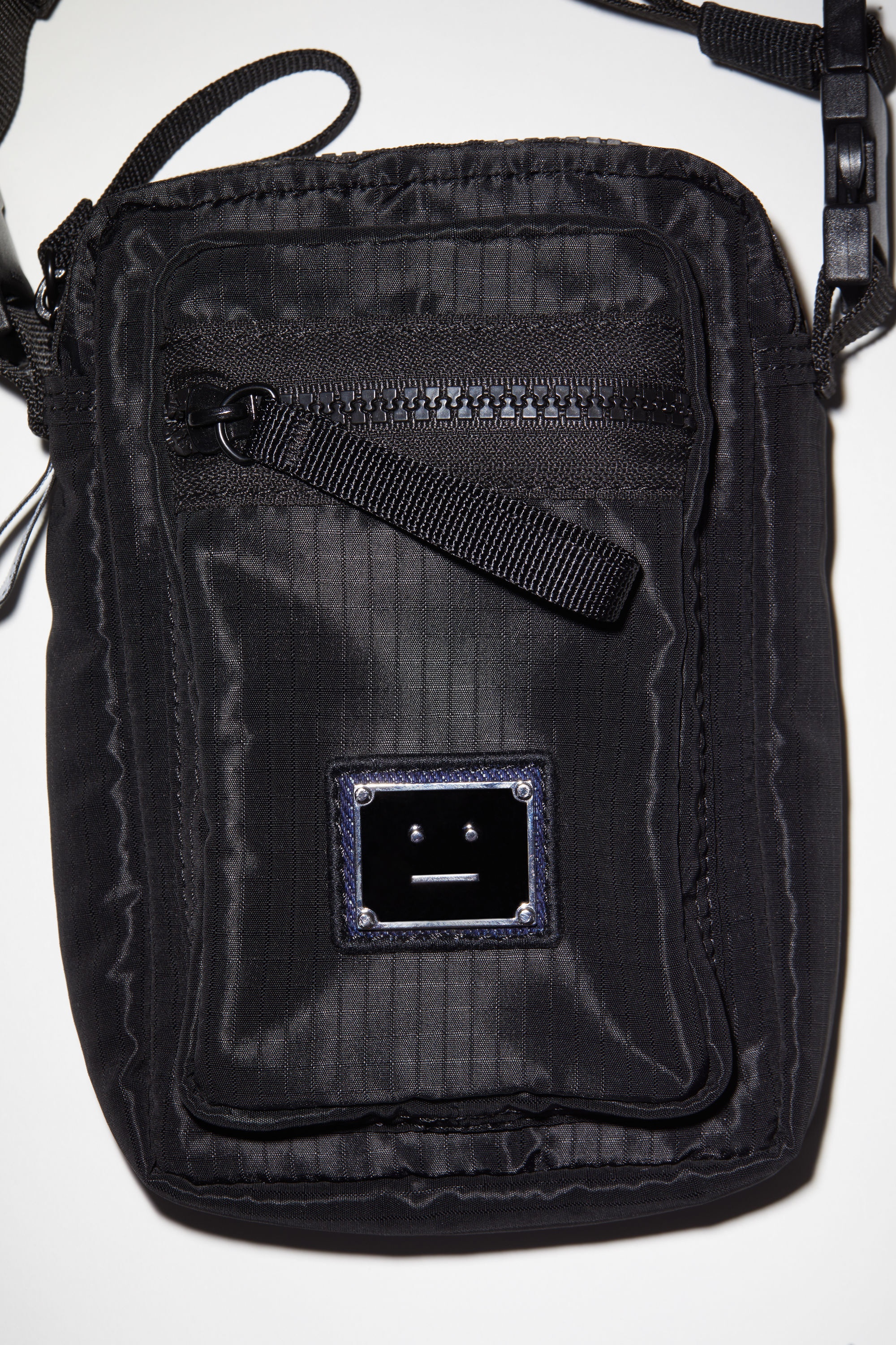 Crossbody face bag - Black - 6