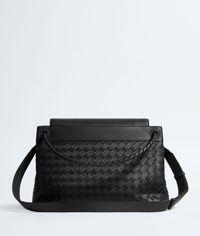Bottega Veneta Andiamo Messenger outlook