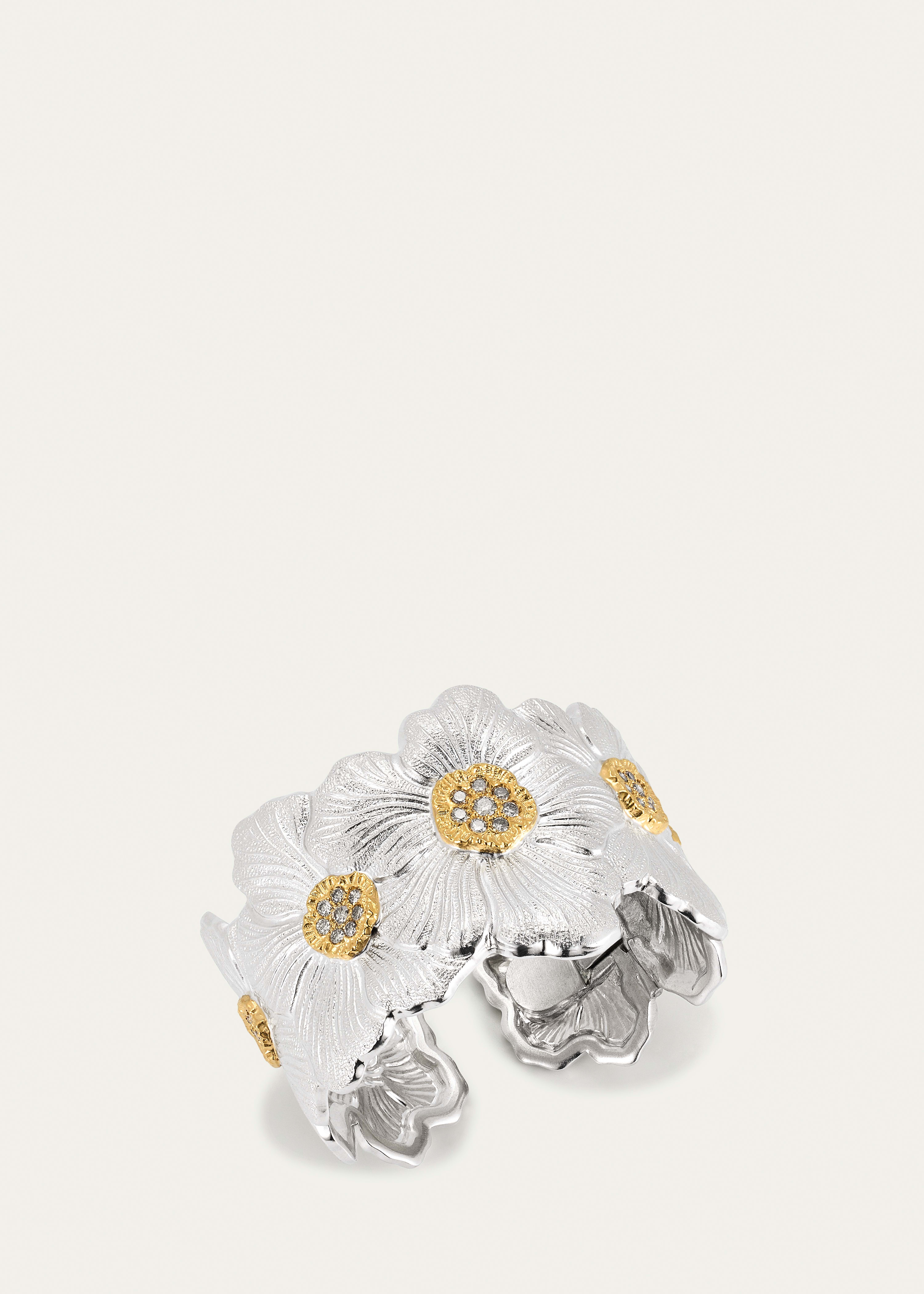 Silver and 18k Yellow Gold Gardenia Blossoms Bracelet With Diamonds - 3