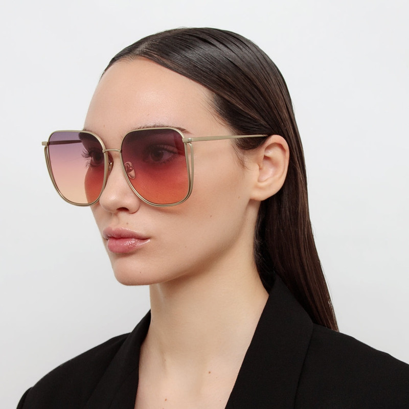 LINDA FARROW Camry Sunglasses in Matt Champagne outlook