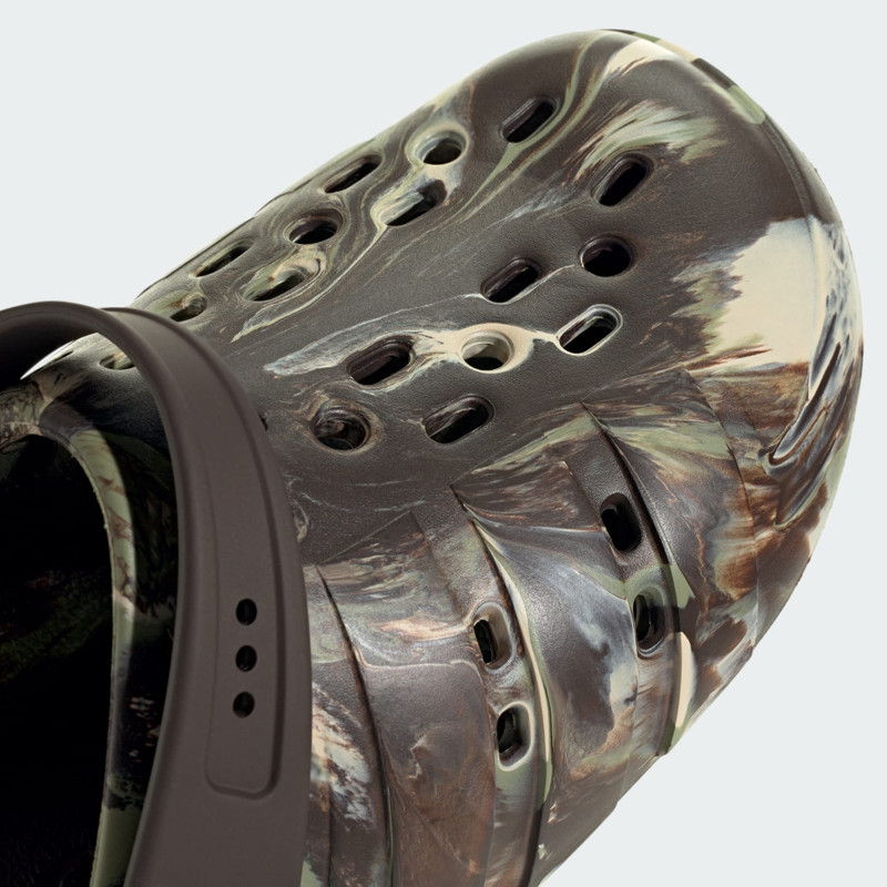 Adilette Clog 2.0 8