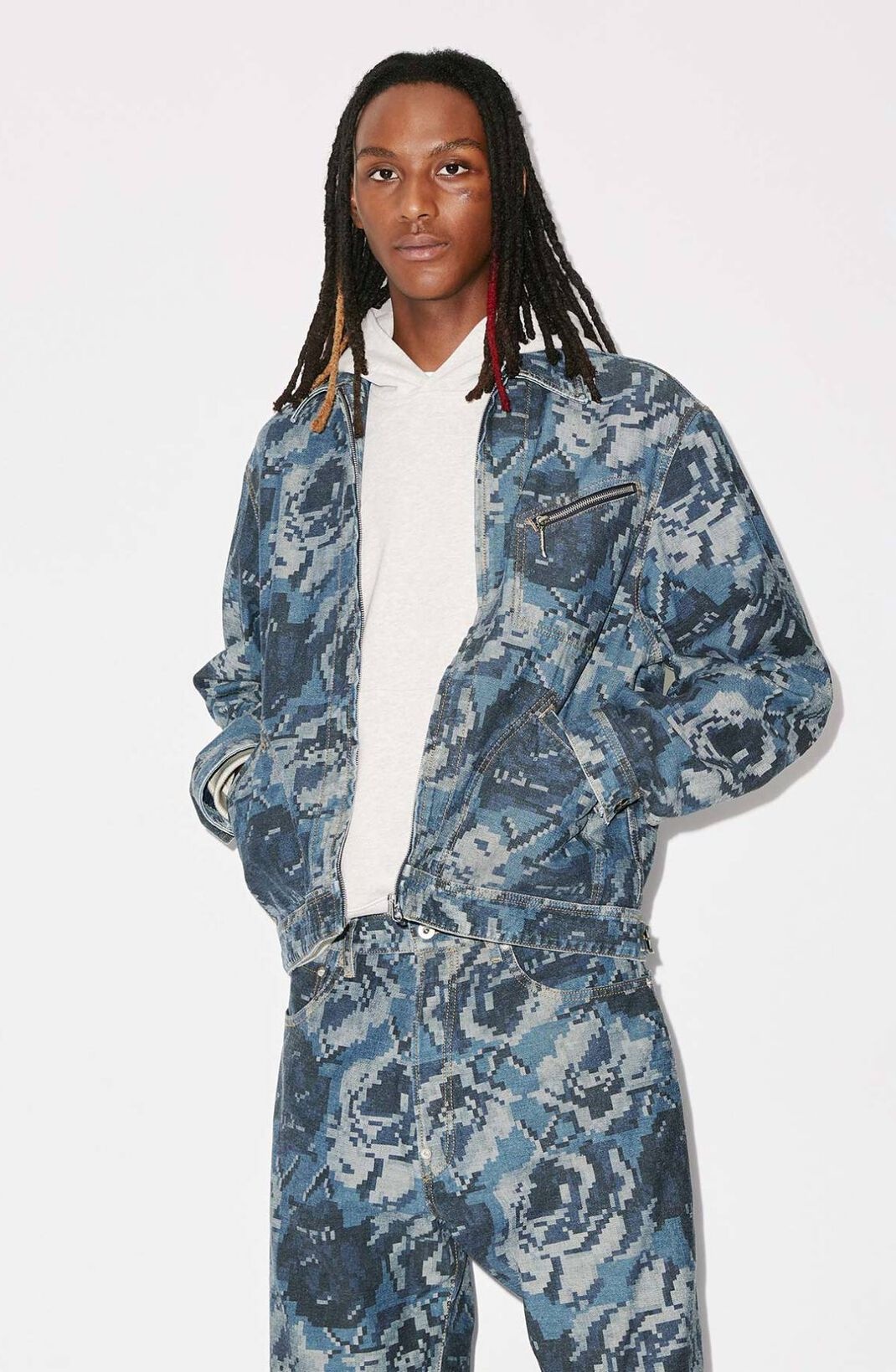 'Pixel Rose' denim jacket - 3