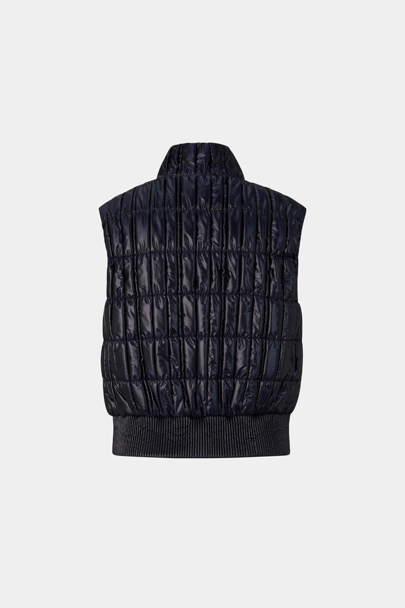Sally quilted vest in Navy blue 8