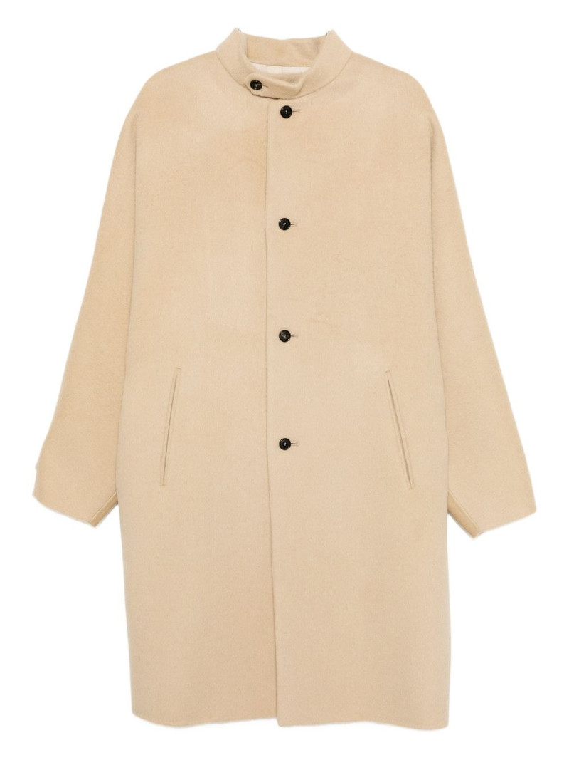 single-breasted coat 1