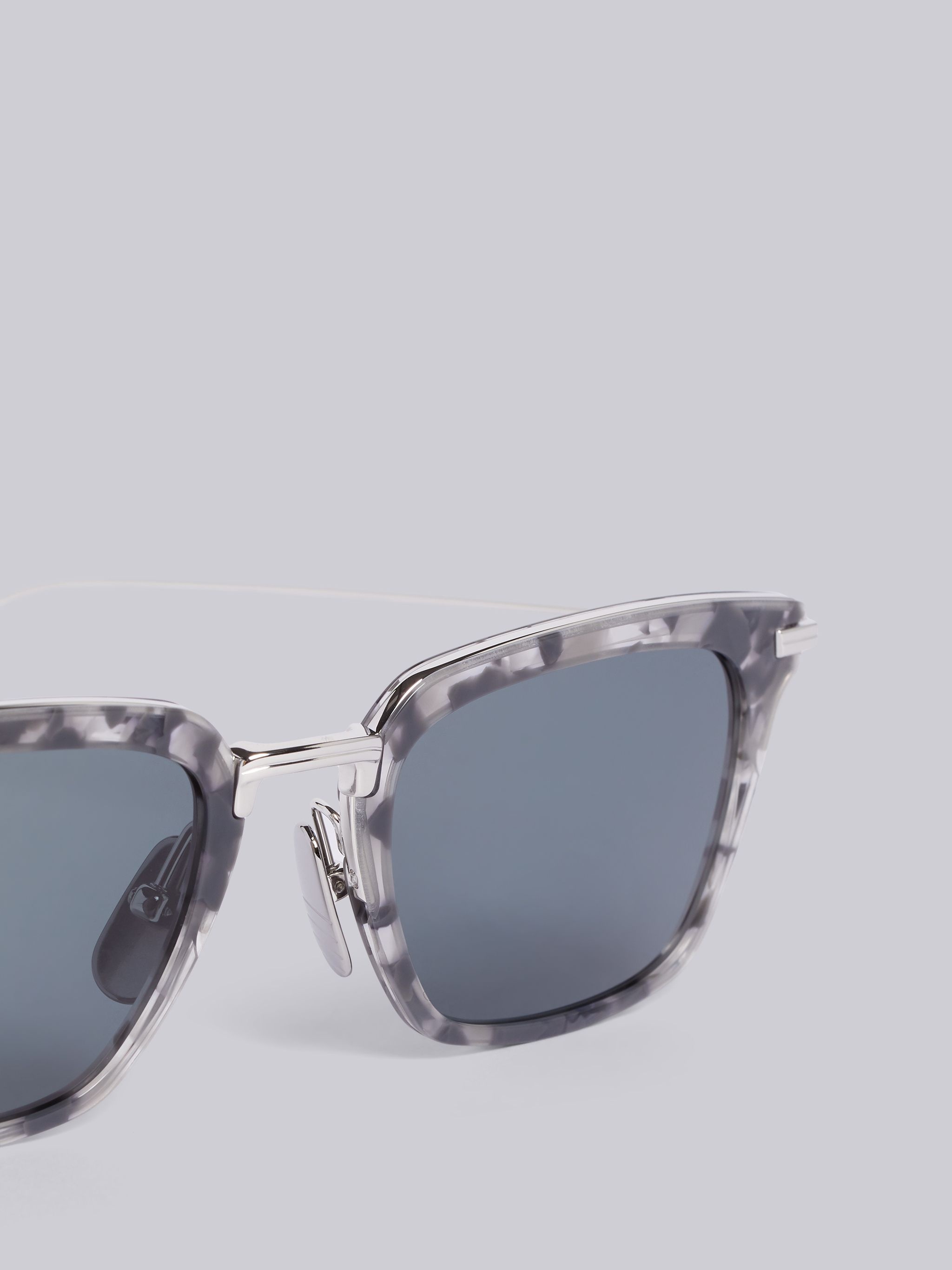 TB916 - Grey Tortoise Wayfarer Sunglasses - 2