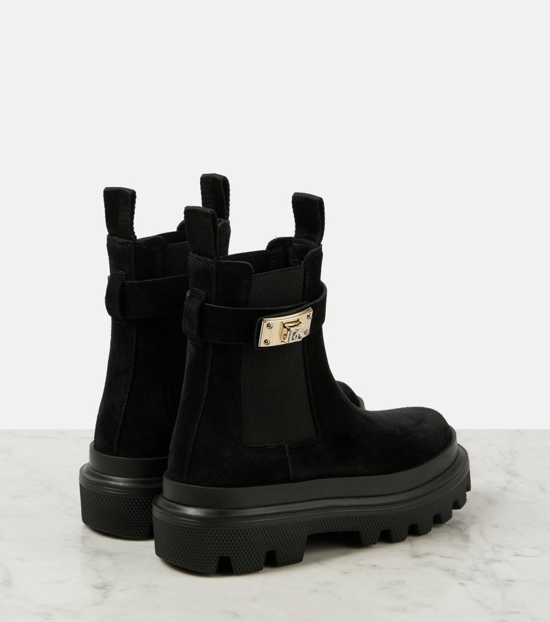 Suede ankle boots 3