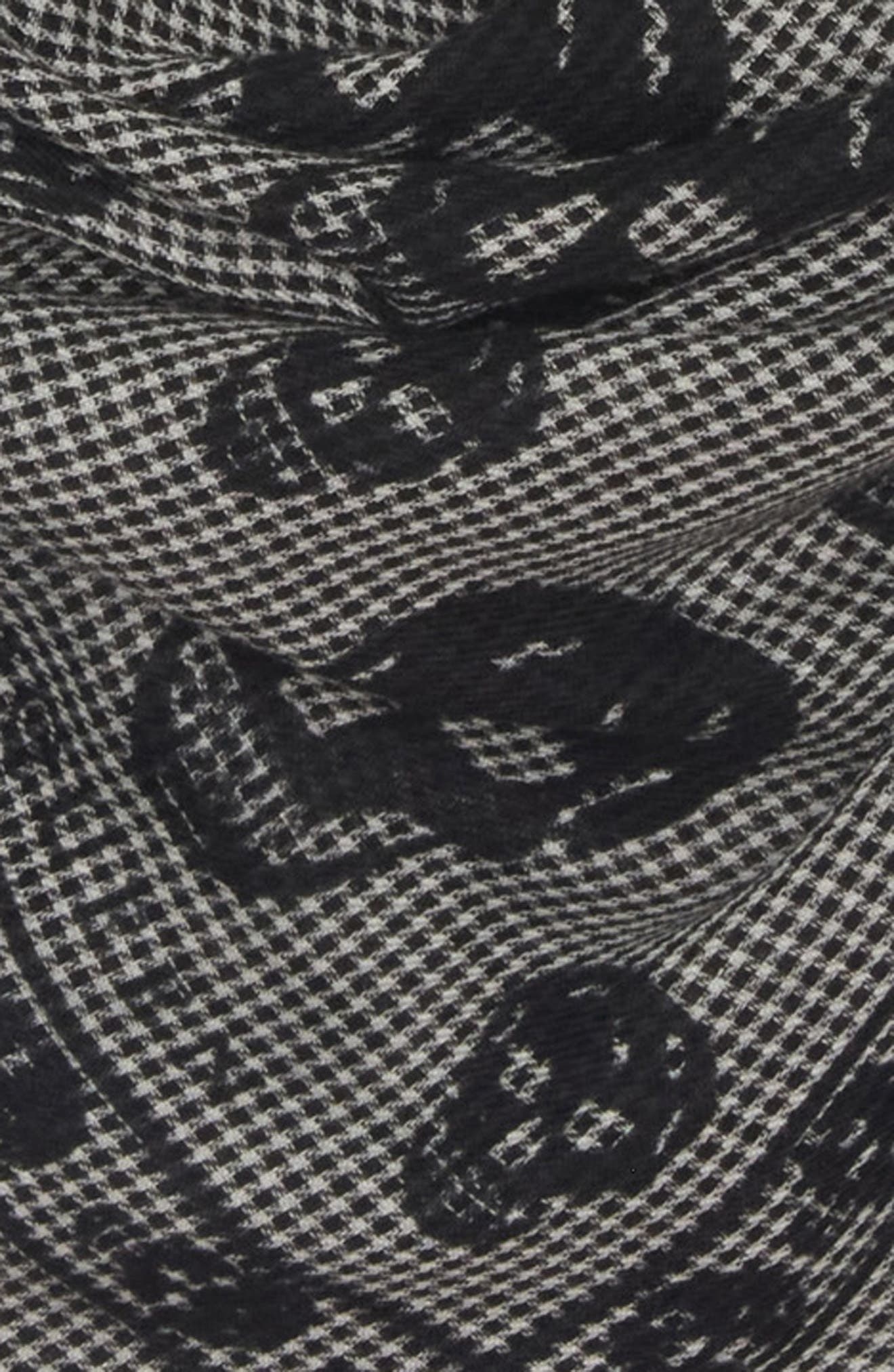 McQueen Skull Houndstooth Wool & Silk Fringe Scarf in Black/Ivory at Nordstrom - 5