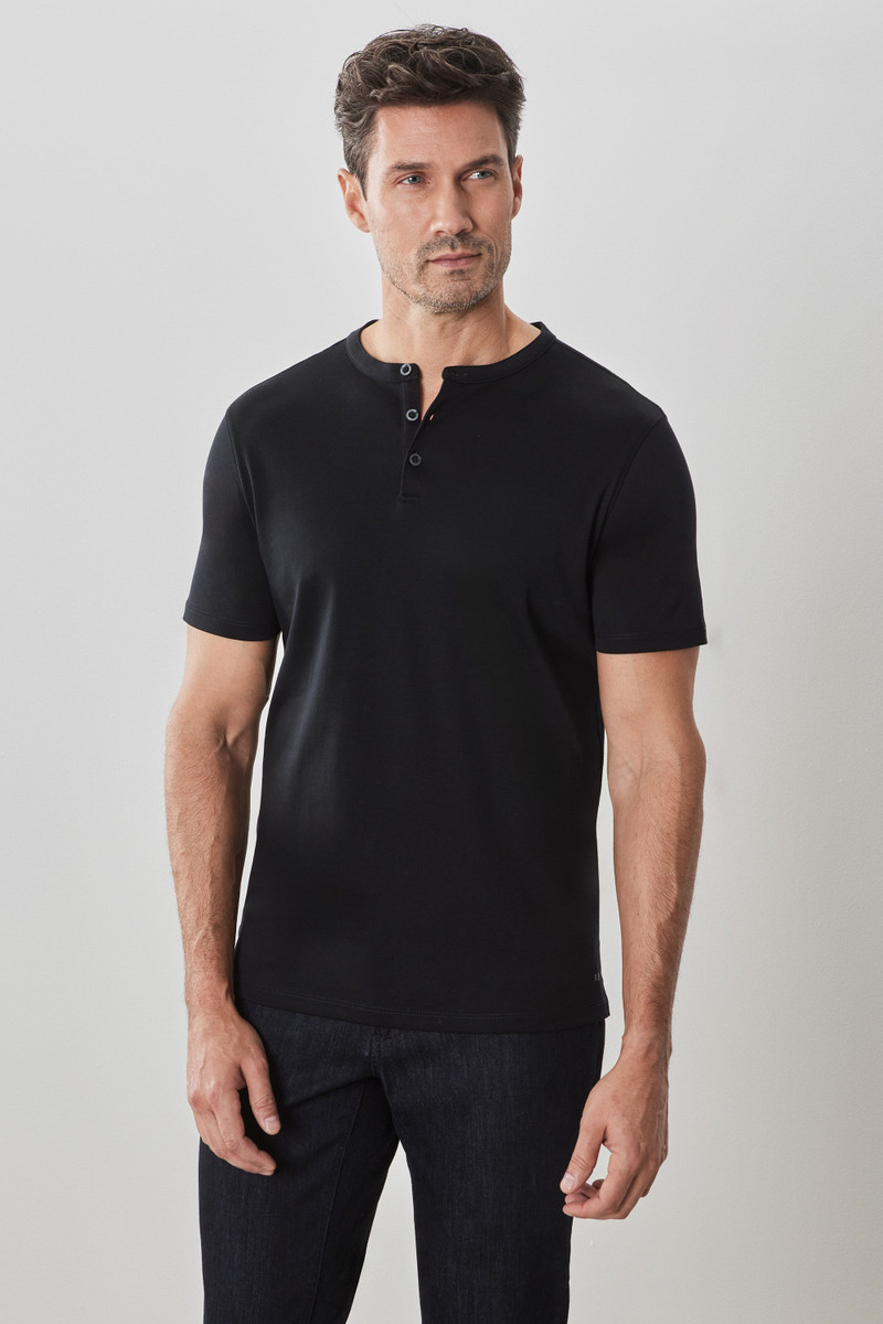 The Barakett Henley 1