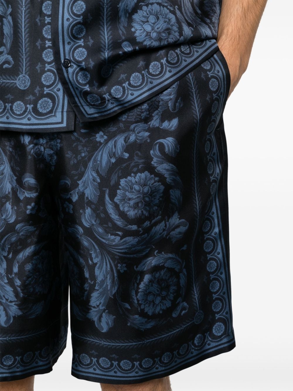 all-over Barroco print silk shorts - 5