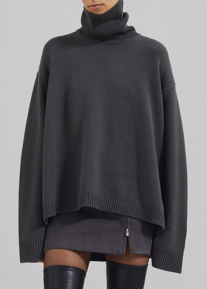 Rhea Trapeze Turtleneck - Light Khaki 4