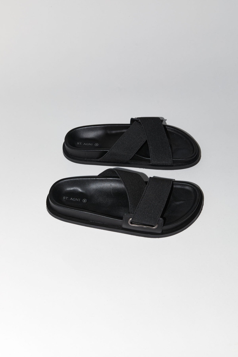 Everyday Stretch Slide - Black 3