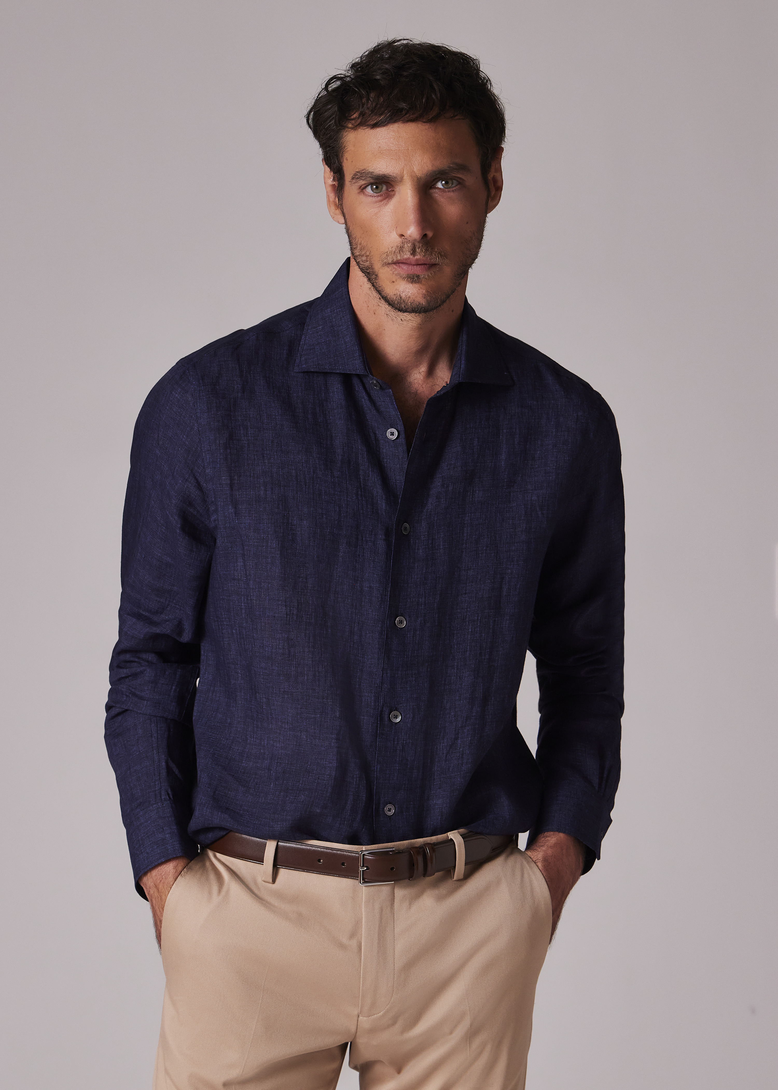 Slim-Fit Navy Linen Shirt - 6