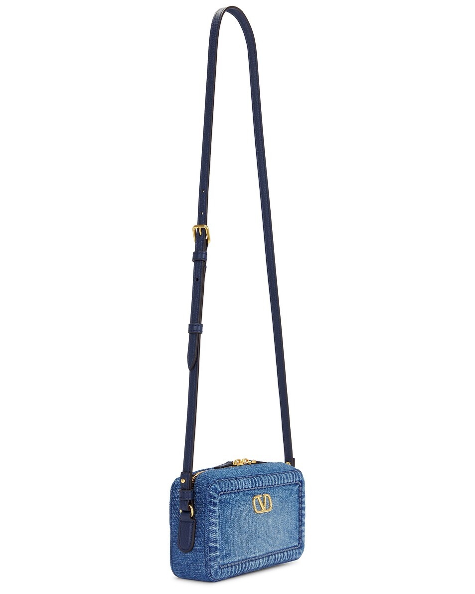 【Valentino】ALLTIME MINI CAMERA CASE◆6W2P0AI5JXE Valentino Garavani Alltime Mini Camera Case Bag in Denim