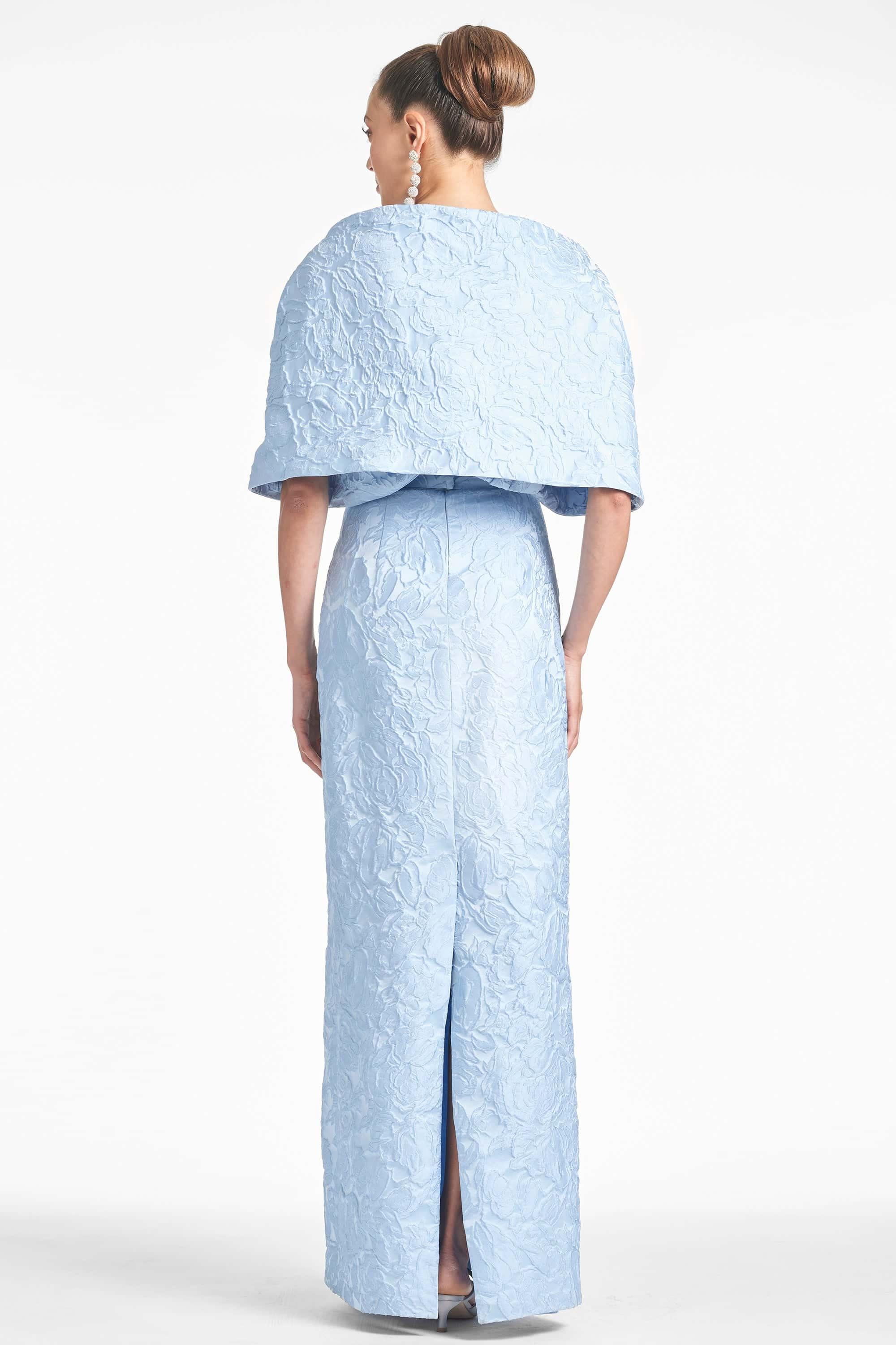 THE HUG SHAWL - ICE BLUE JACQUARD CLOQUE - 5