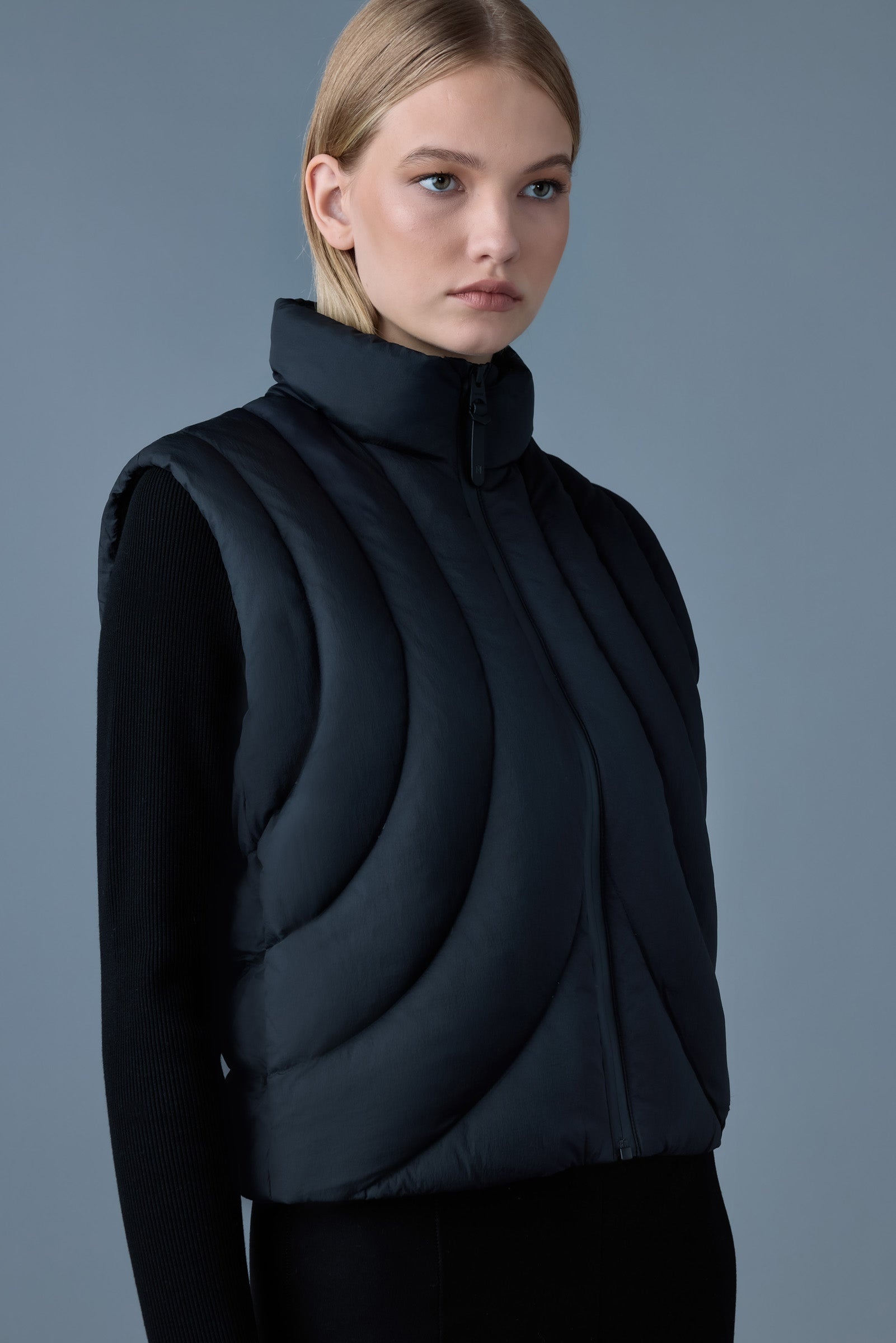 ADANA Softwash rounded quilt down vest - 5
