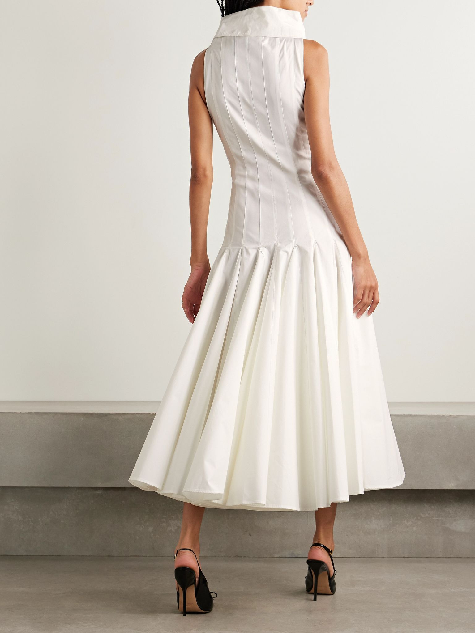 Triana paneled pleated cotton-poplin midi dress White - 3