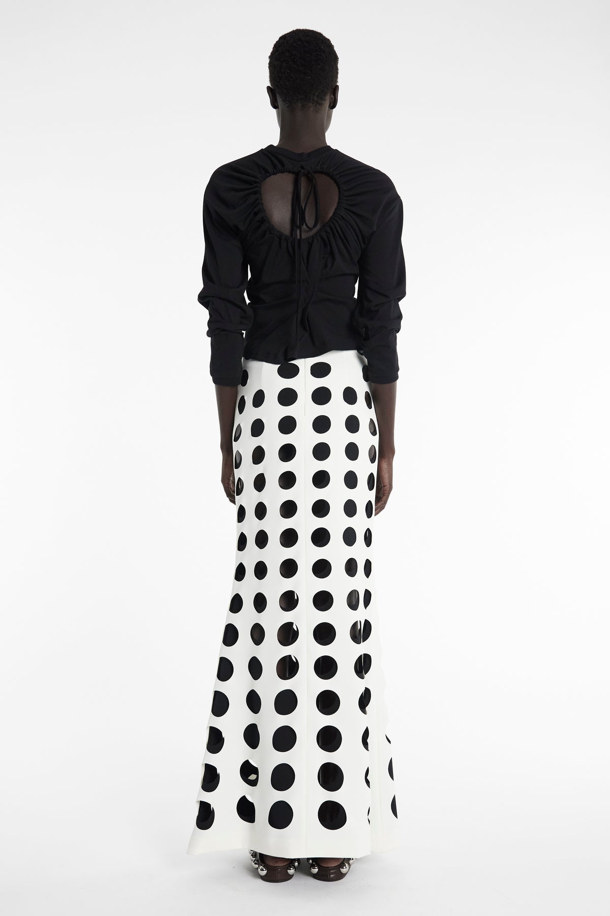 LAYERED HOLE SKIRT WHITE BLACK - 3