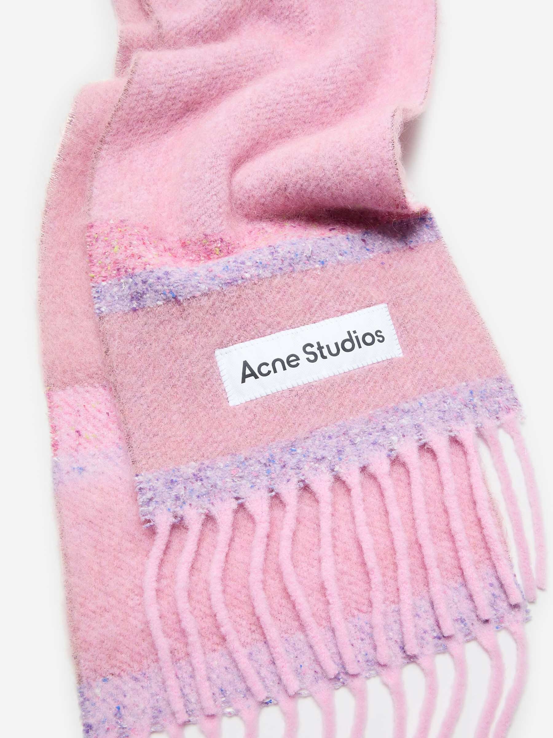 ALPACA SCARF WITH STRIPED MOTIF - 3