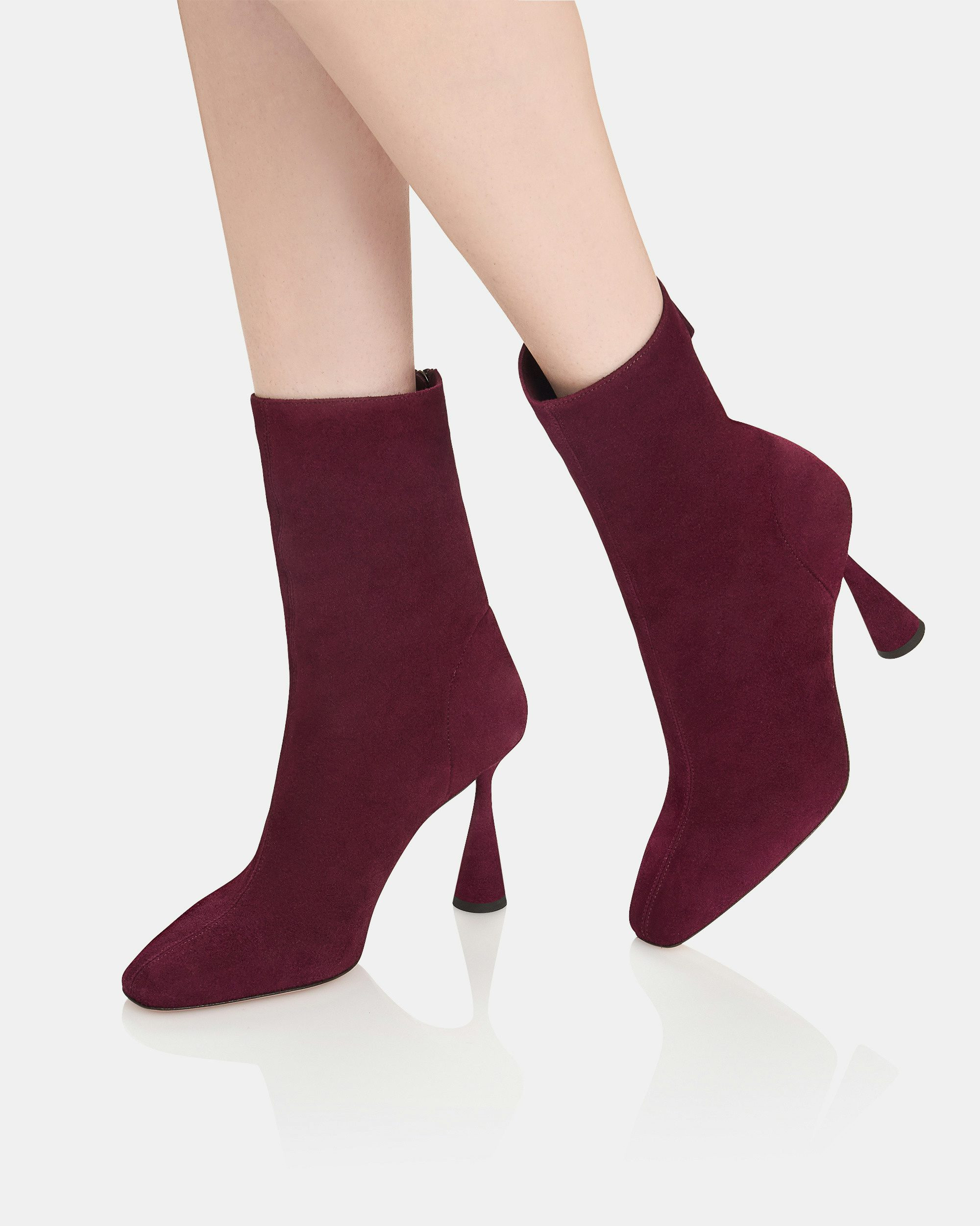 Amore Bootie 95 - 5