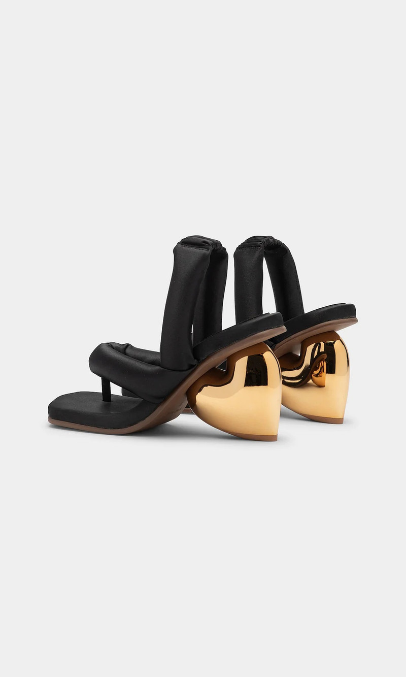 YUME YUME Love Heels outlook